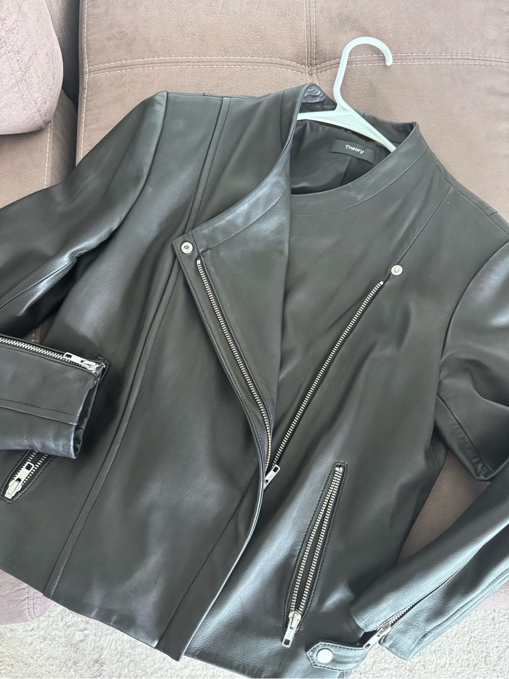 Theory Phelan R Black Lamb Leather Moto Jacket Size S